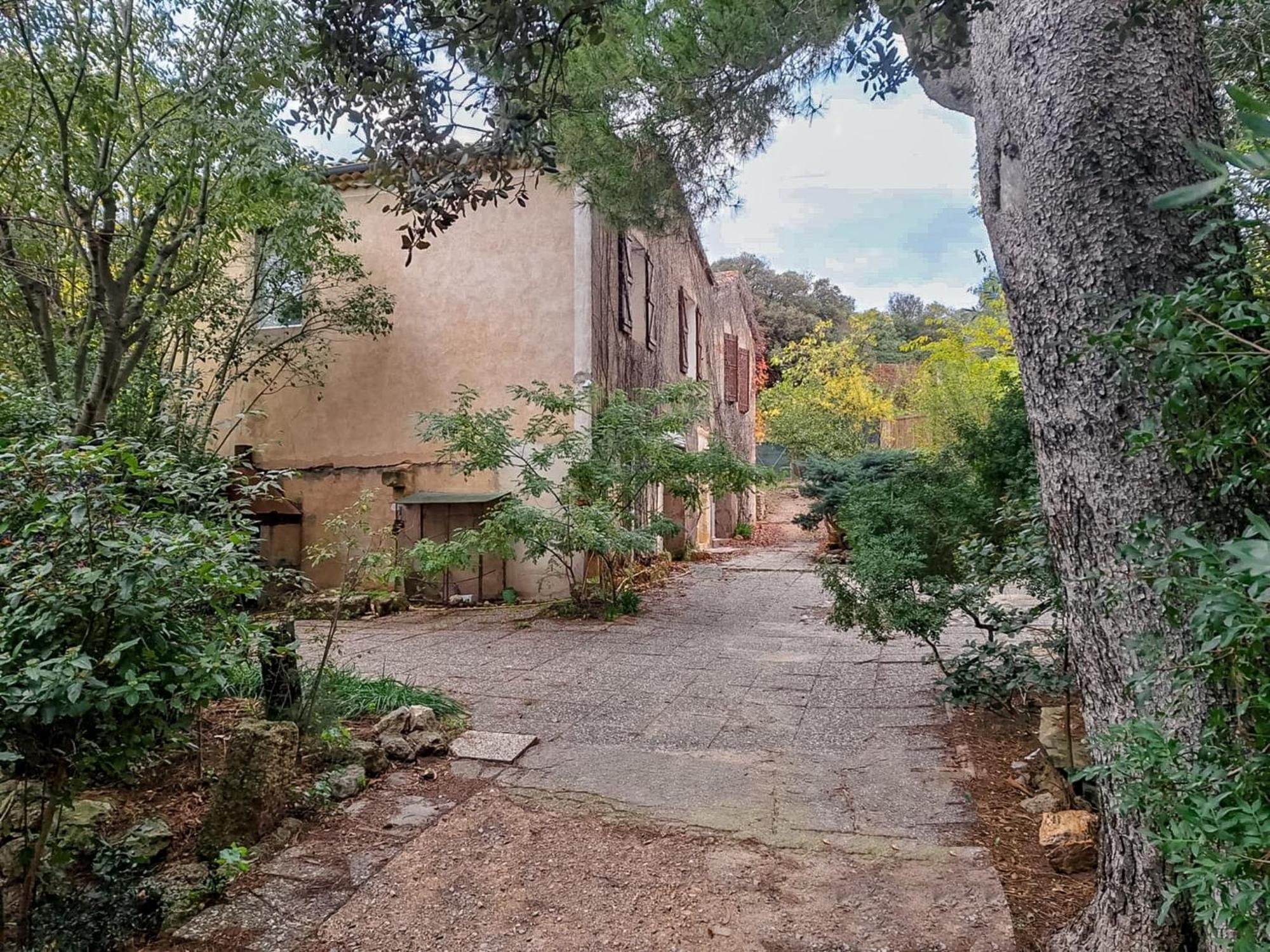 Maison Avec Piscine Location De Vacances Ferme Pedagogique Du Dolmen Le Pouget エクステリア 写真