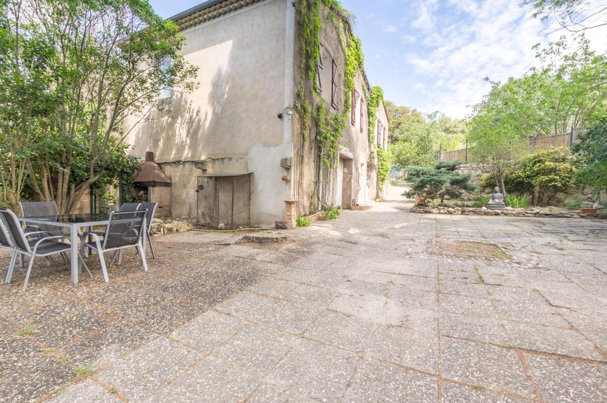 Maison Avec Piscine Location De Vacances Ferme Pedagogique Du Dolmen Le Pouget エクステリア 写真